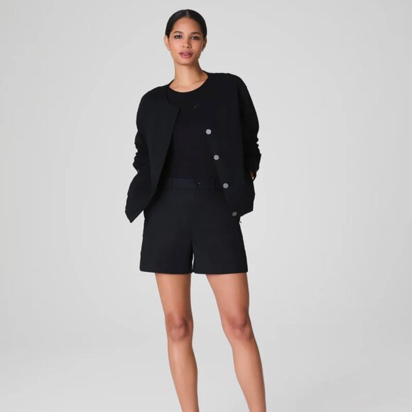 SPANX Stretch Twill Short - Picture 1 of 8